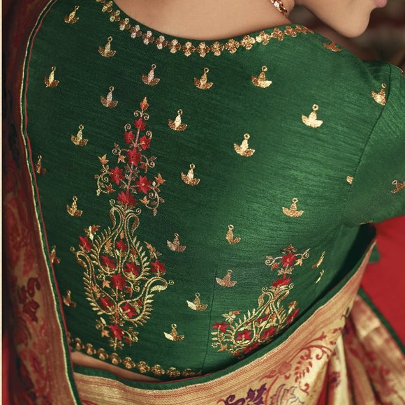 BERRY RED ZARI WOVEN PAITHANI SILK SAREE WITH DESIGNER BLOUSE - Picture 3 of 4